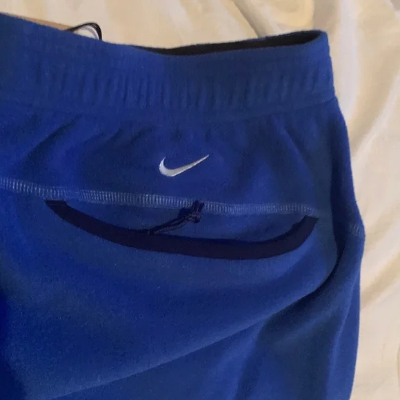 Nike
ACG Wolf Tree
Fleece
Sweatpants - Picture 11 of 16